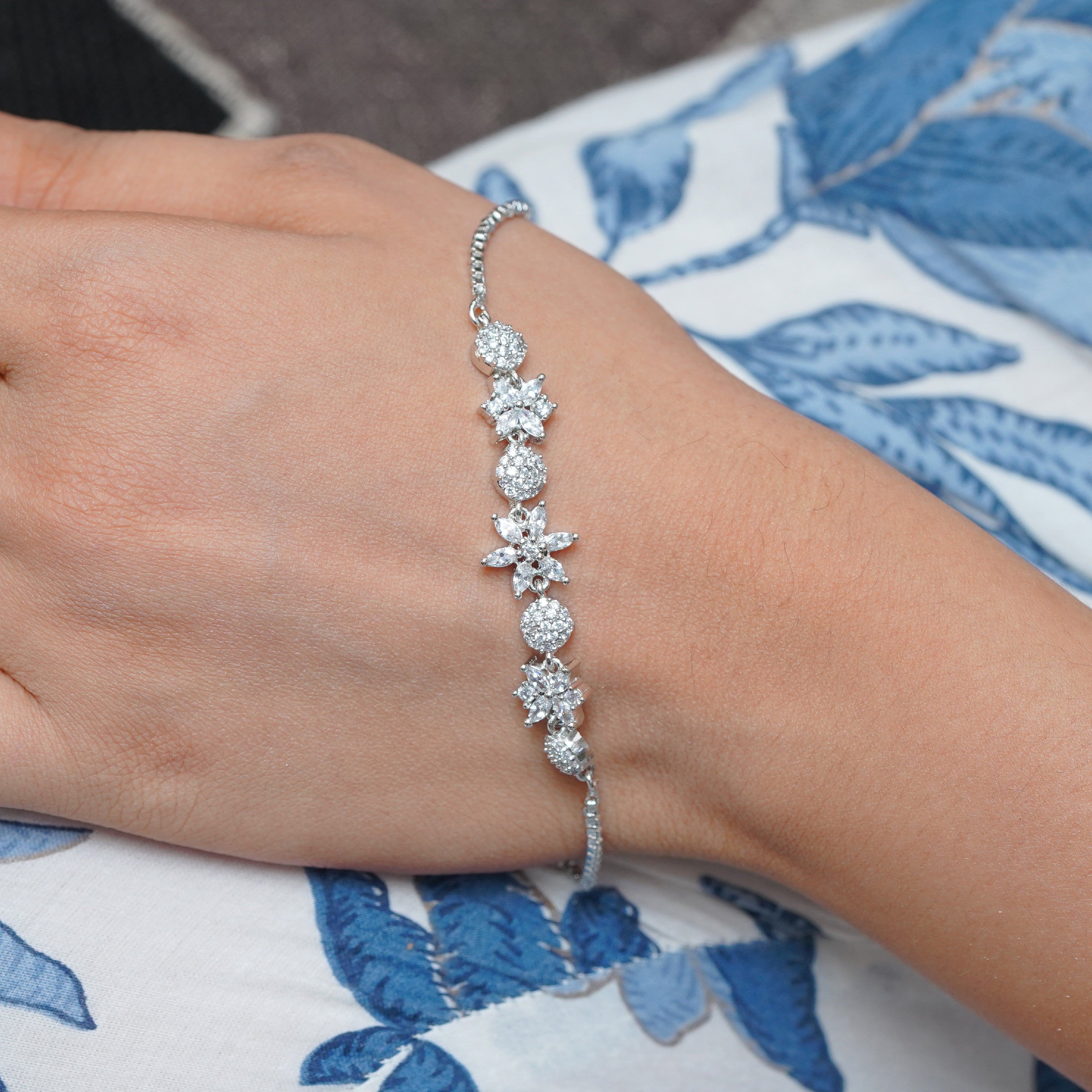 Delicate Clear Gemstone Floral Zircon Silver Bracelet for Women SBR1