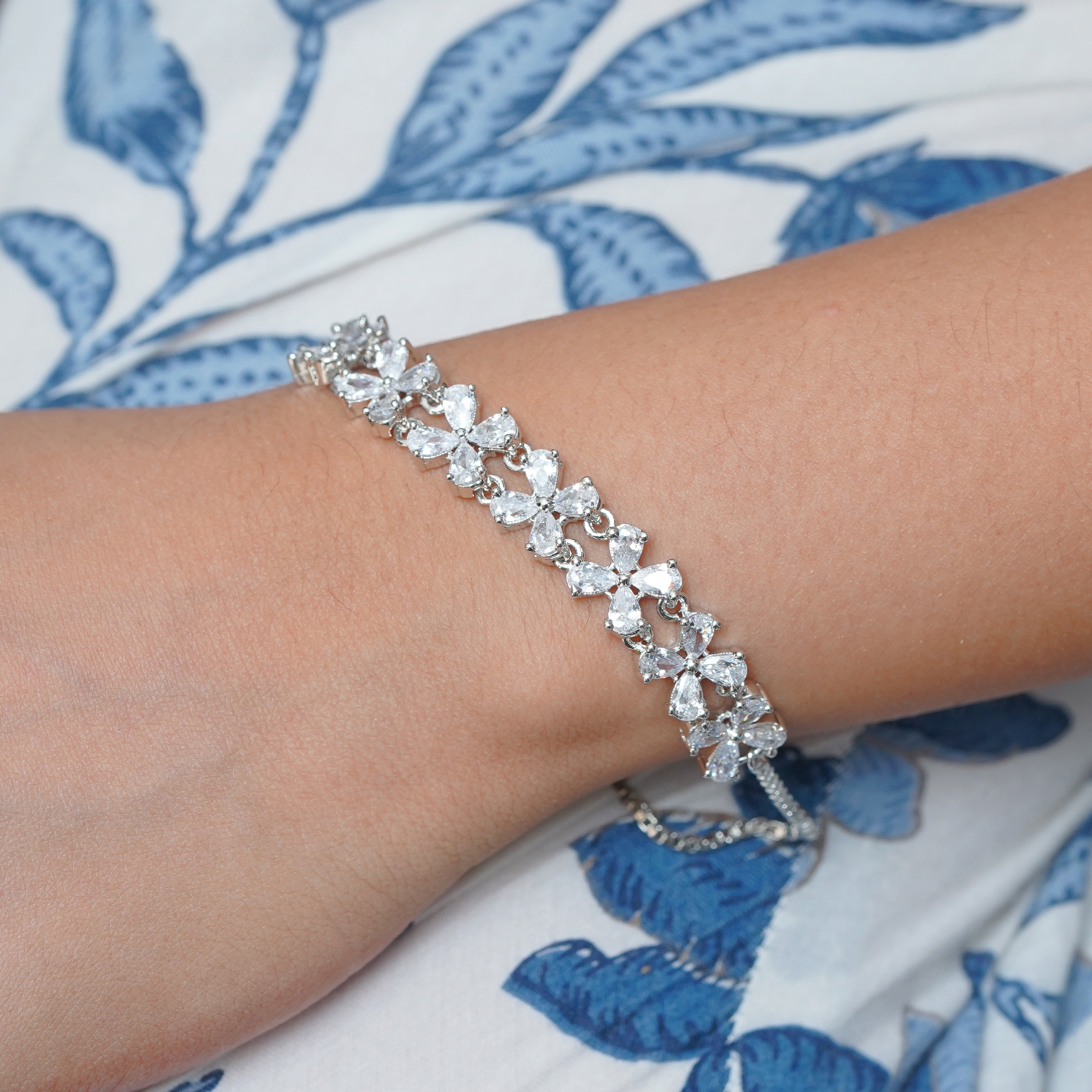 Elegant White Floral Silver Bracelet Charm by SELAYA SBR6