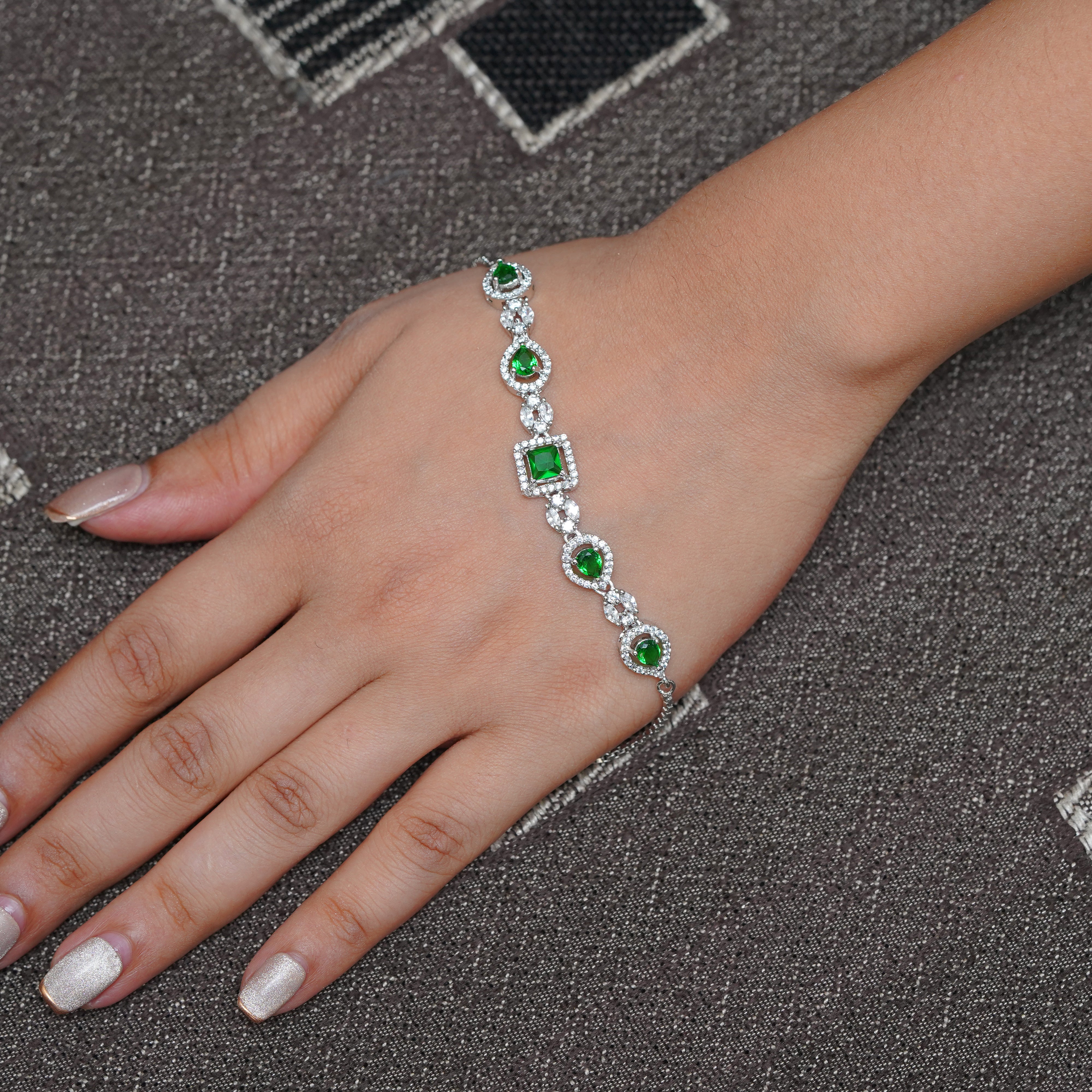 Emerald Elegance Adjustable Silver Bracelet - Charm by SELAYA