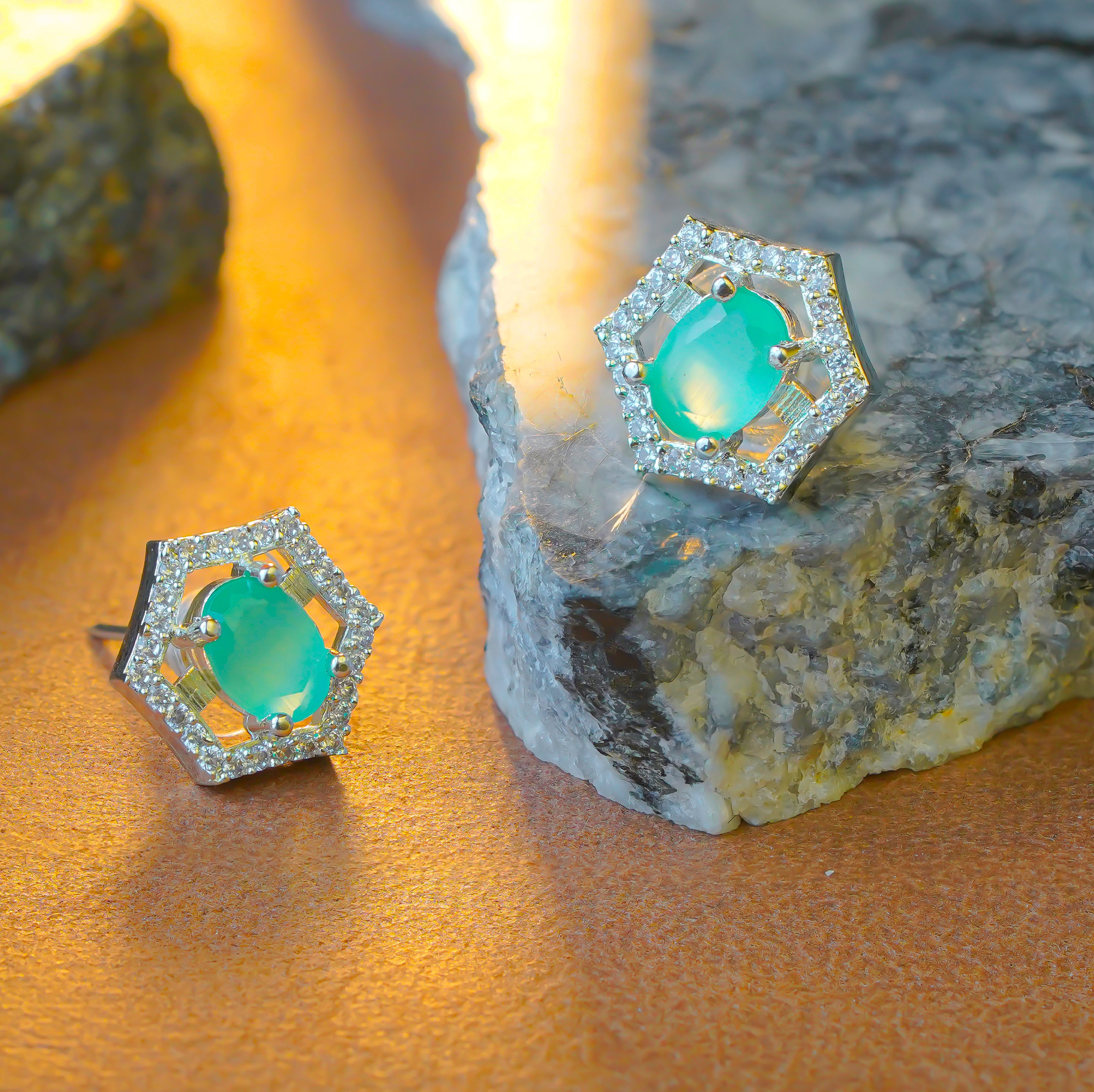 Exquisite Hexagonal Turquoise Pendant Set with Earrings