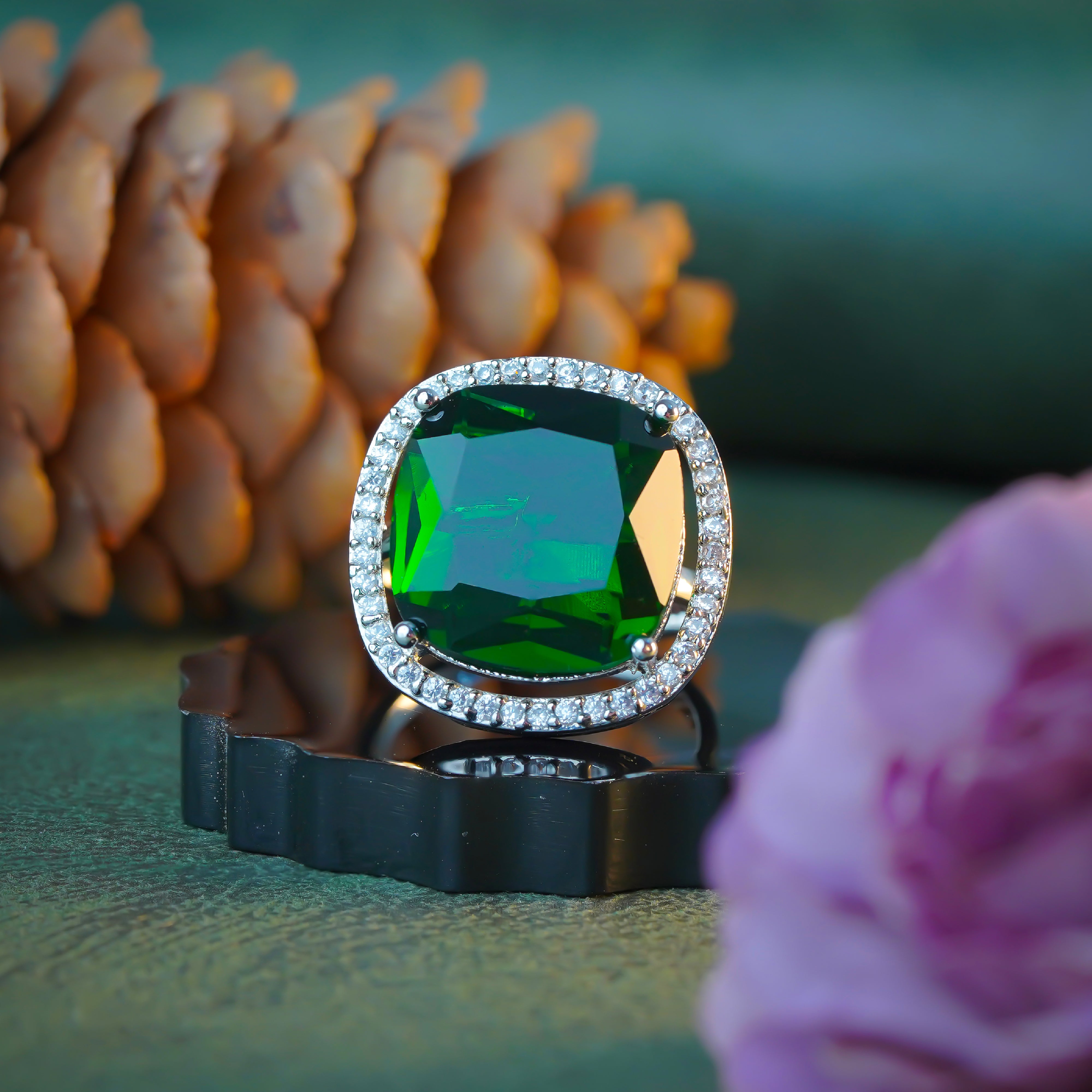 Stunning Green Cushion-Cut Adjustable Ring For Women SR36